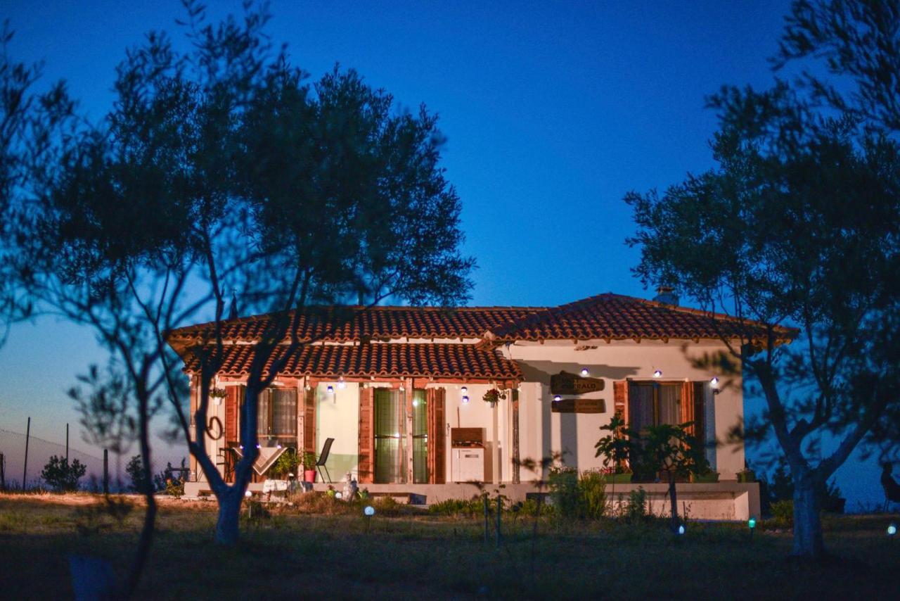 Vast Emerald, The Only House In Kavourotrypes Sarti Buitenkant foto